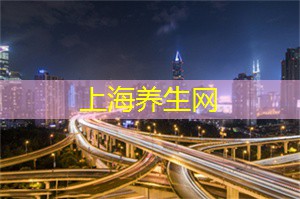 不屑坐警车